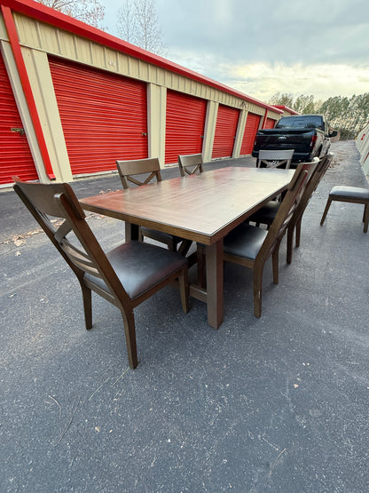 7PC Dining Room Table Set (Extendable) - Delivery Available!