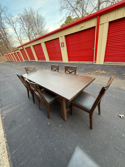 7PC Dining Room Table Set (Extendable) - Delivery Available!