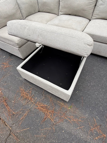 LIKE-NEW Thomasville Gray Modular Sectional Couch w/ Ottoman - Delivery Available!