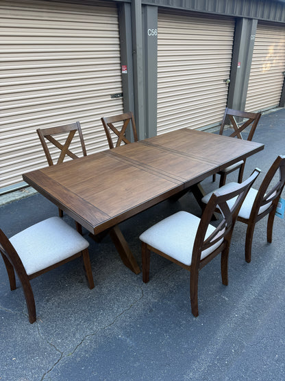 New with Tags 🏷️ Bayside Furniture Adjustable 7 PC Dining Room Table Set - Delivery Available!